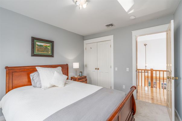 Bedroom, Interior, Pendant Lights