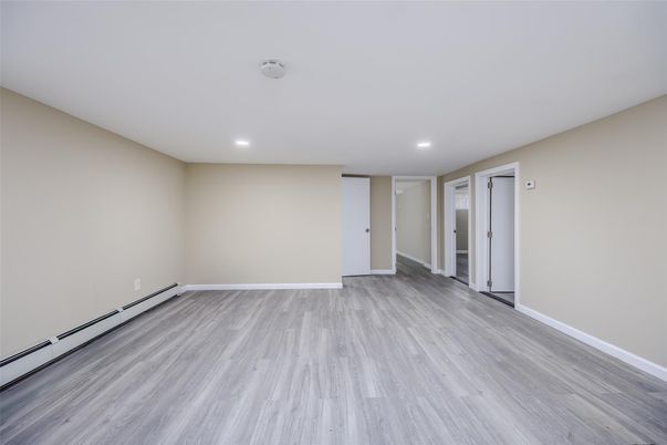 Empty room, Interior, Recessed Lighting, Wood Texture Flooring
