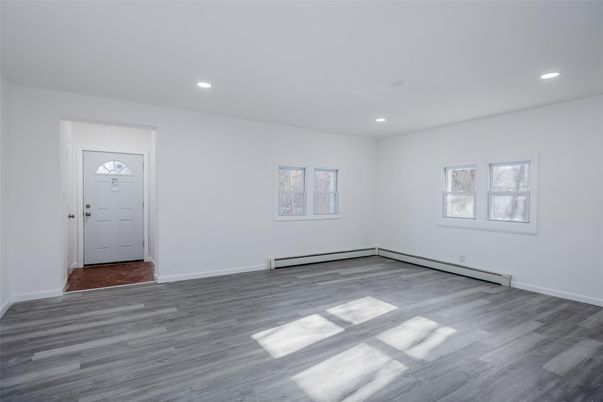 Empty room, Interior, Recessed Lighting, Wood Texture Flooring