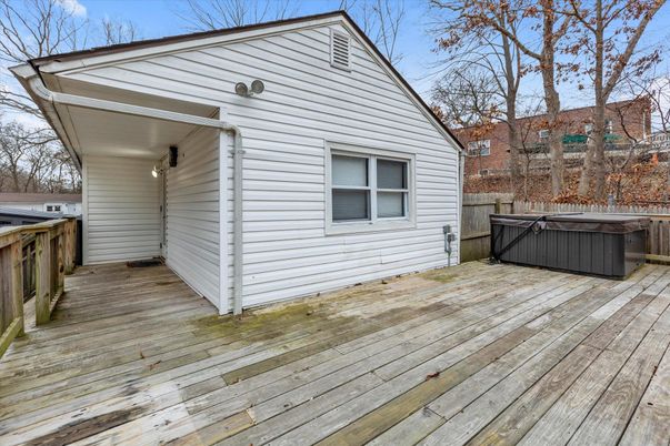 Exterior, Hot Tub