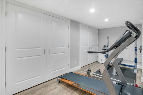 Fitness Equipment, Interior, Recessed Lighting, Wood Texture Flooring