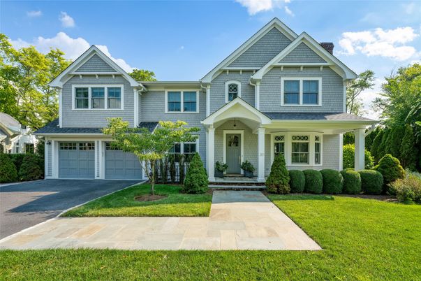 Attached, Exterior, Facade, Farmhouse