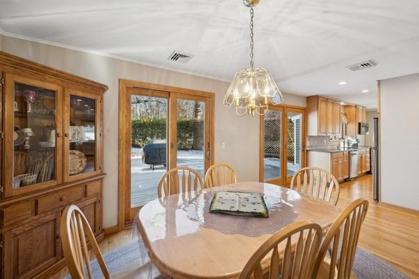 Dining room, Interior, Kitchen, Pendant Lights, Recessed Lighting, Wood Texture Flooring