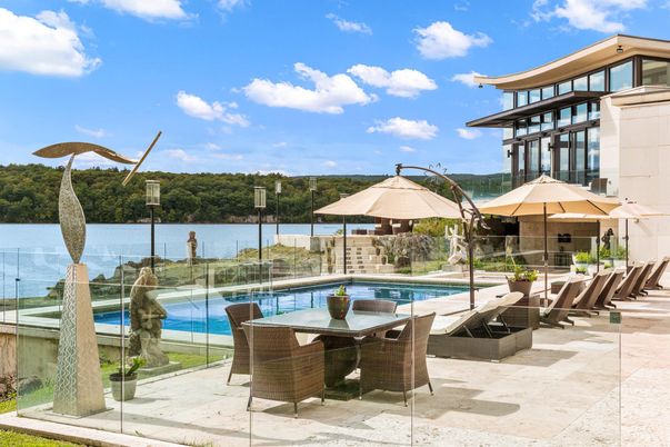 Exterior, Lake, Pool, Water