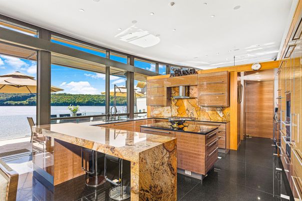 Interior, Kitchen, Recessed Lighting, Water
