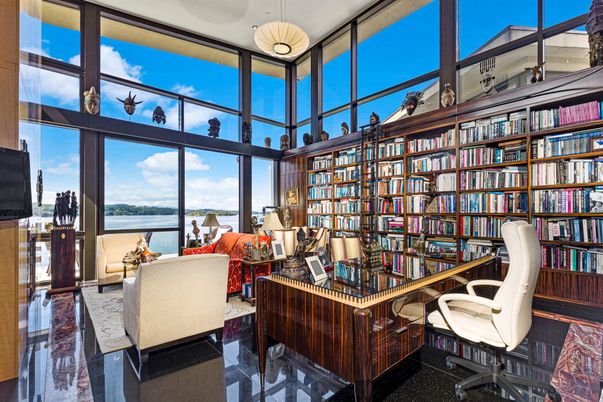 Home Office, Interior, Water