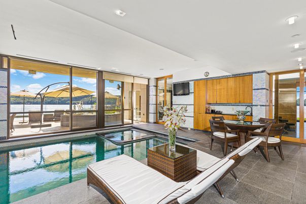 Dining room, Interior, Pool, Recessed Lighting