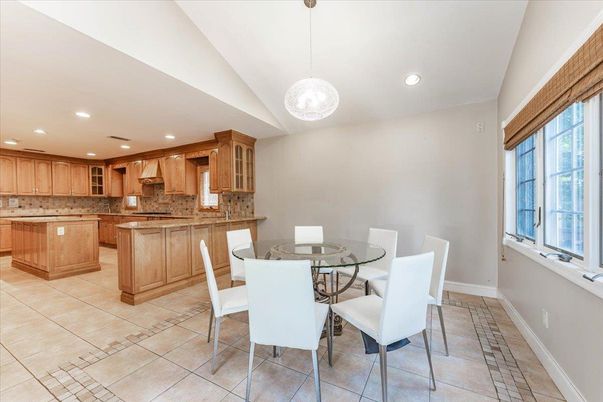Dining room, Interior, Kitchen, Pendant Lights, Recessed Lighting