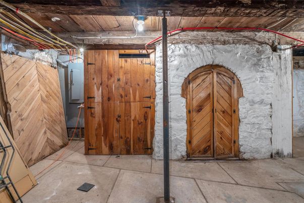 Interior, Wooden Walls