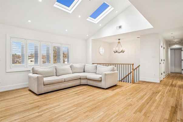 Chandelier, Interior, Living room, Recessed Lighting, Wood Texture Flooring