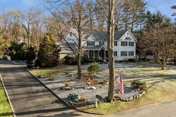 Backyard, Exterior, Facade, Queen Anne Victorian