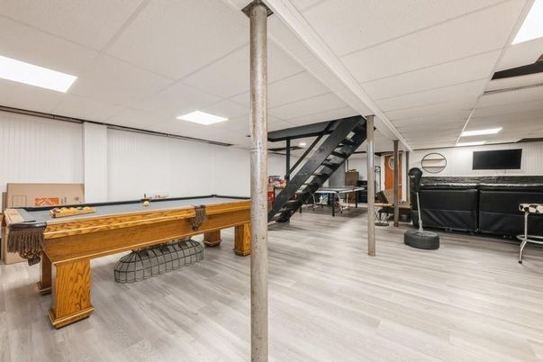 Billiard Table, Game Room, Interior, Recessed Lighting, Wood Texture Flooring