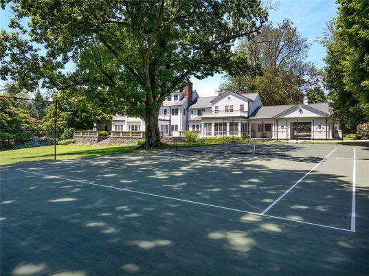 Exterior, Tennis Courts
