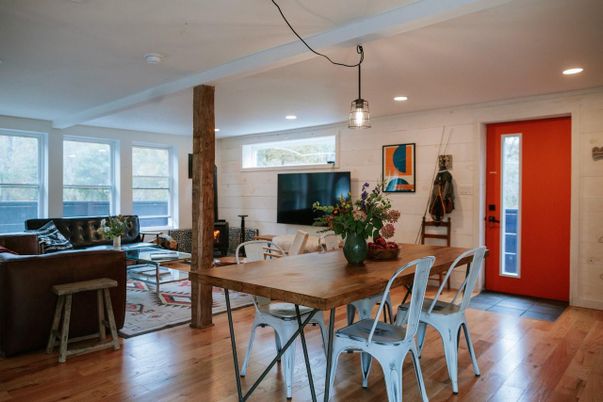 Dining room, Interior, Living room, Pendant Lights, Recessed Lighting, Wood Texture Flooring