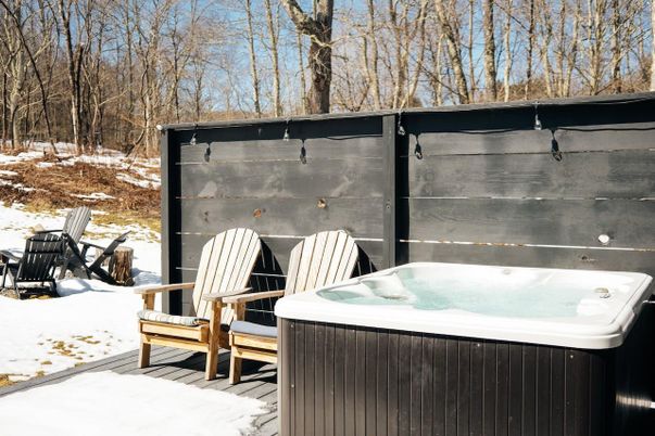 Exterior, Hot Tub