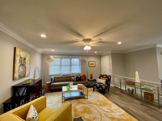 Interior, Living room, Recessed Lighting, Wood Texture Flooring
