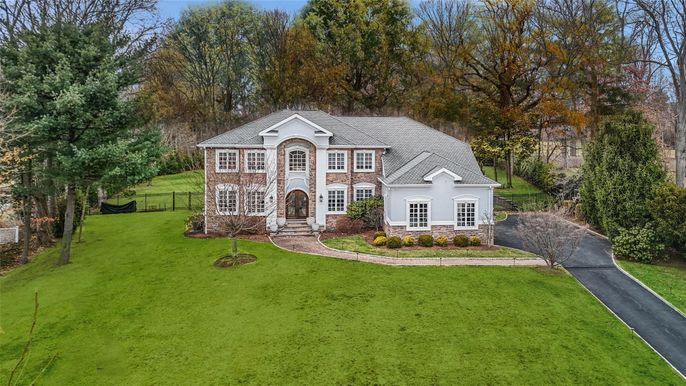 Backyard, Exterior, Facade, French Provincial
