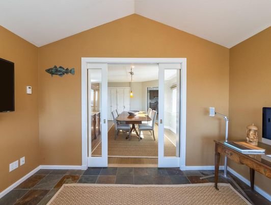 Dining room, Interior, Pendant Lights