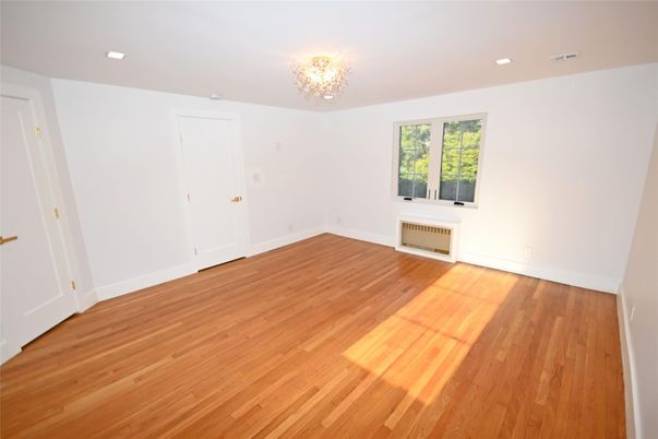 Chandelier, Empty room, Interior, Recessed Lighting, Wood Texture Flooring
