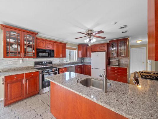 Interior, Kitchen, Stainless Steel Appliances