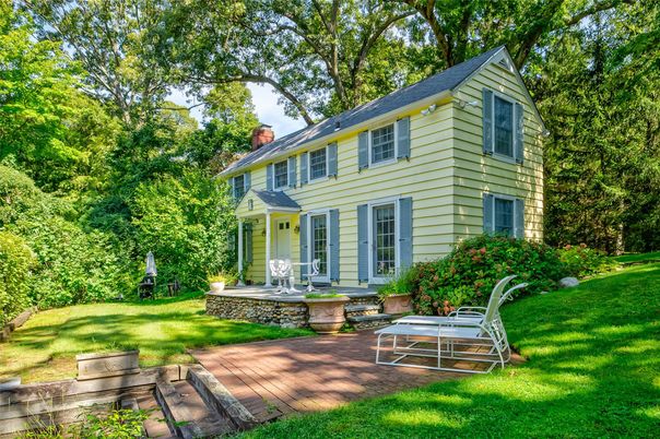 Backyard, Exterior, Facade, Georgian