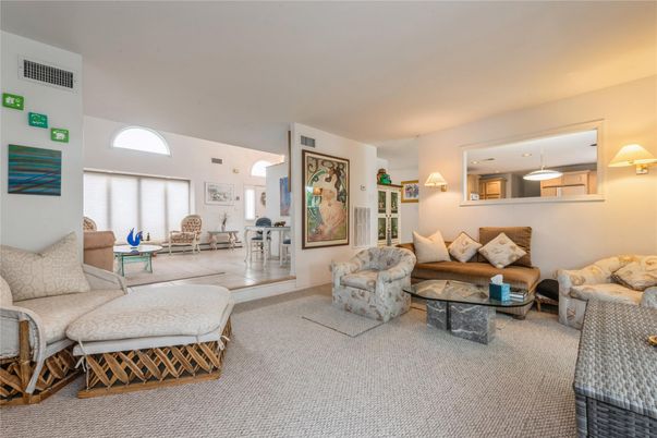 Interior, Living room, Pendant Lights