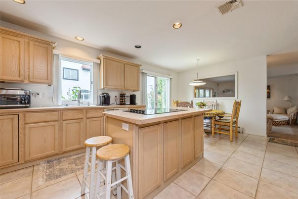 Dining room, Interior, Kitchen, Pendant Lights, Recessed Lighting