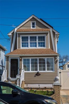 Exterior, Facade, American Craftsman