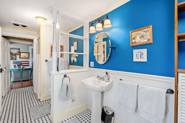 Bathroom, Interior