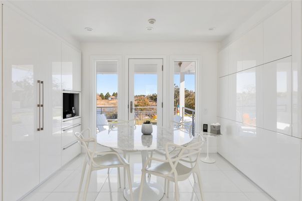 Dining room, Interior, Recessed Lighting