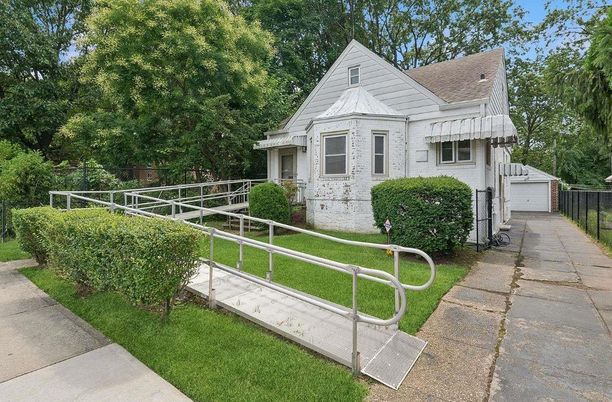 Backyard, Detached Garage, Exterior