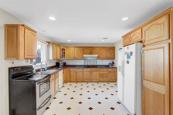 Interior, Kitchen, Recessed Lighting