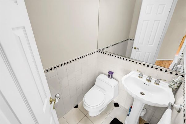 Bathroom, Interior