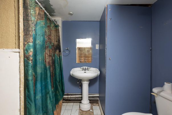 Bathroom, Interior