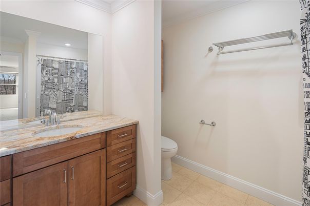 Bathroom, Interior, Recessed Lighting