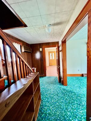 Interior, Wooden Walls