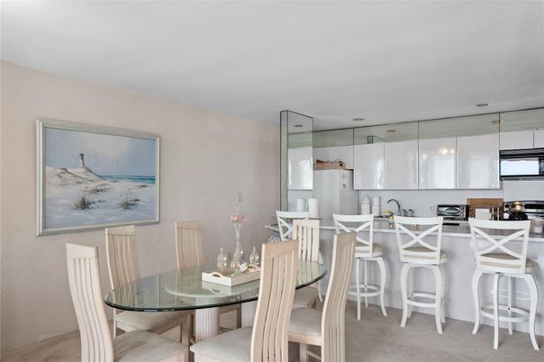 Dining room, Interior, Kitchen, Pendant Lights