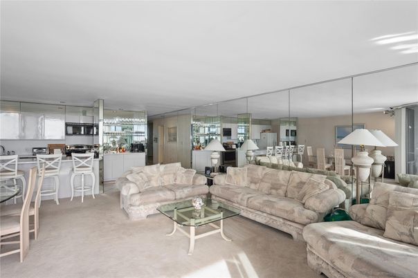 Dining room, Interior, Kitchen, Living room