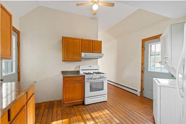 Interior, Kitchen, Washer, Wood Texture Flooring