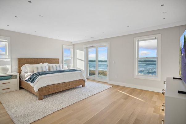 Bedroom, Interior, Recessed Lighting, Water, Wood Texture Flooring