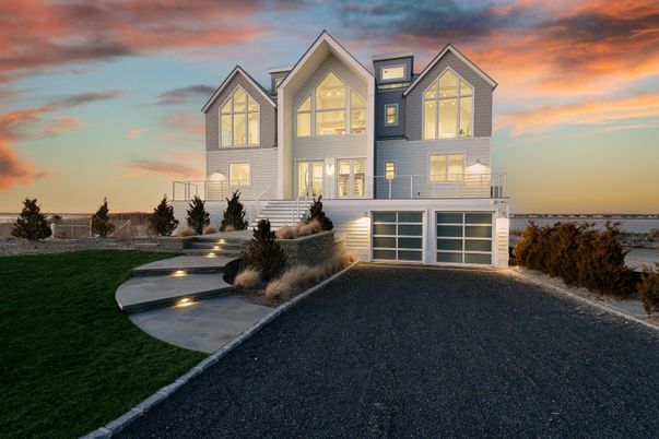 Attached, Exterior, Facade, Water, Farmhouse