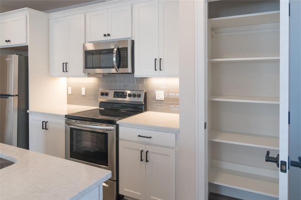 Interior, Kitchen, Stainless Steel Appliances