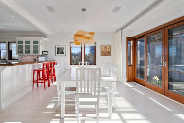 Dining room, Interior, Pendant Lights, Recessed Lighting