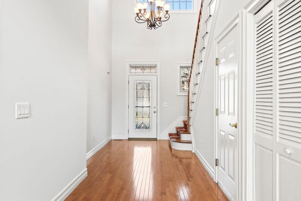 Chandelier, Interior, Wood Texture Flooring