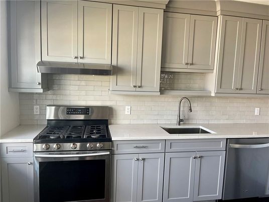 Interior, Kitchen, Stainless Steel Appliances