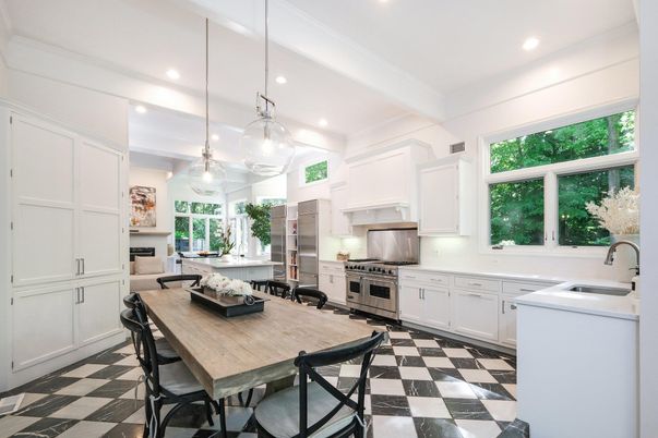 Dining room, Interior, Kitchen, Pendant Lights, Recessed Lighting, Stainless Steel Appliances