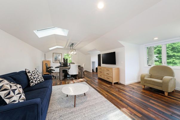 Dining room, Interior, Living room, Pendant Lights, Recessed Lighting, Wood Texture Flooring