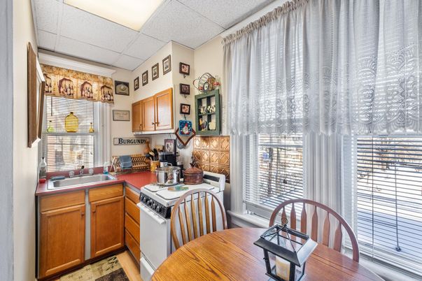 Dining room, Interior