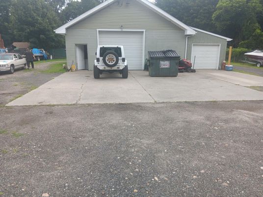 Detached Garage, Exterior