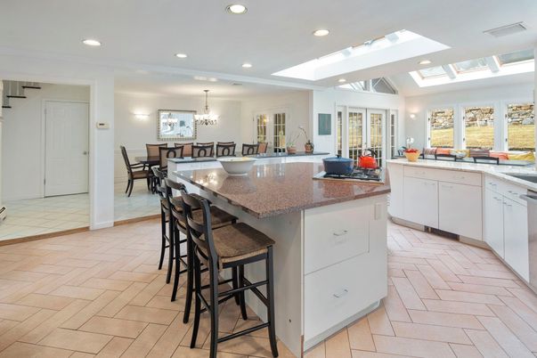 Chandelier, Dining room, Interior, Kitchen, Recessed Lighting